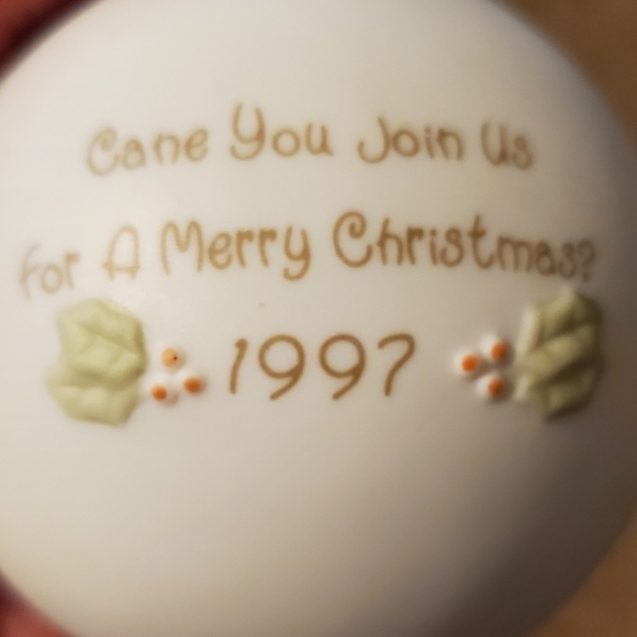 1997 Precious Moment Ornament - Picture 4 of 4